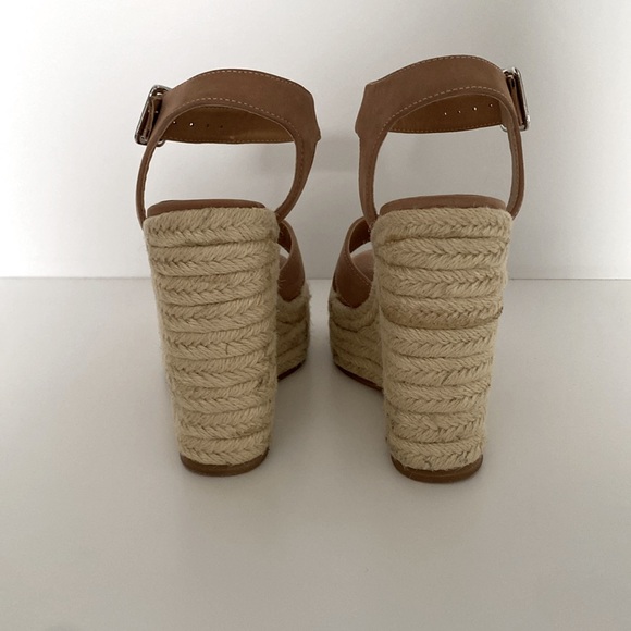 Brand New In Box - Tony Bianco Women's Wedge - Picture 7 of 13